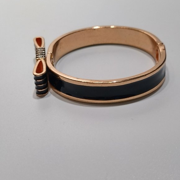 Vintage Metal and Enamel Bow Bracelet Hinge 7.5" - Picture 4 of 6